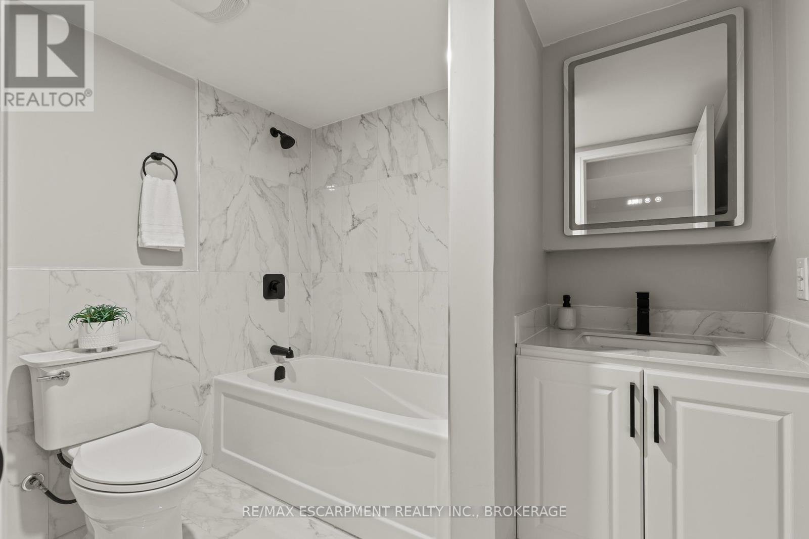 Photo 36 of 3139 Secord Place, Niagara Falls ON