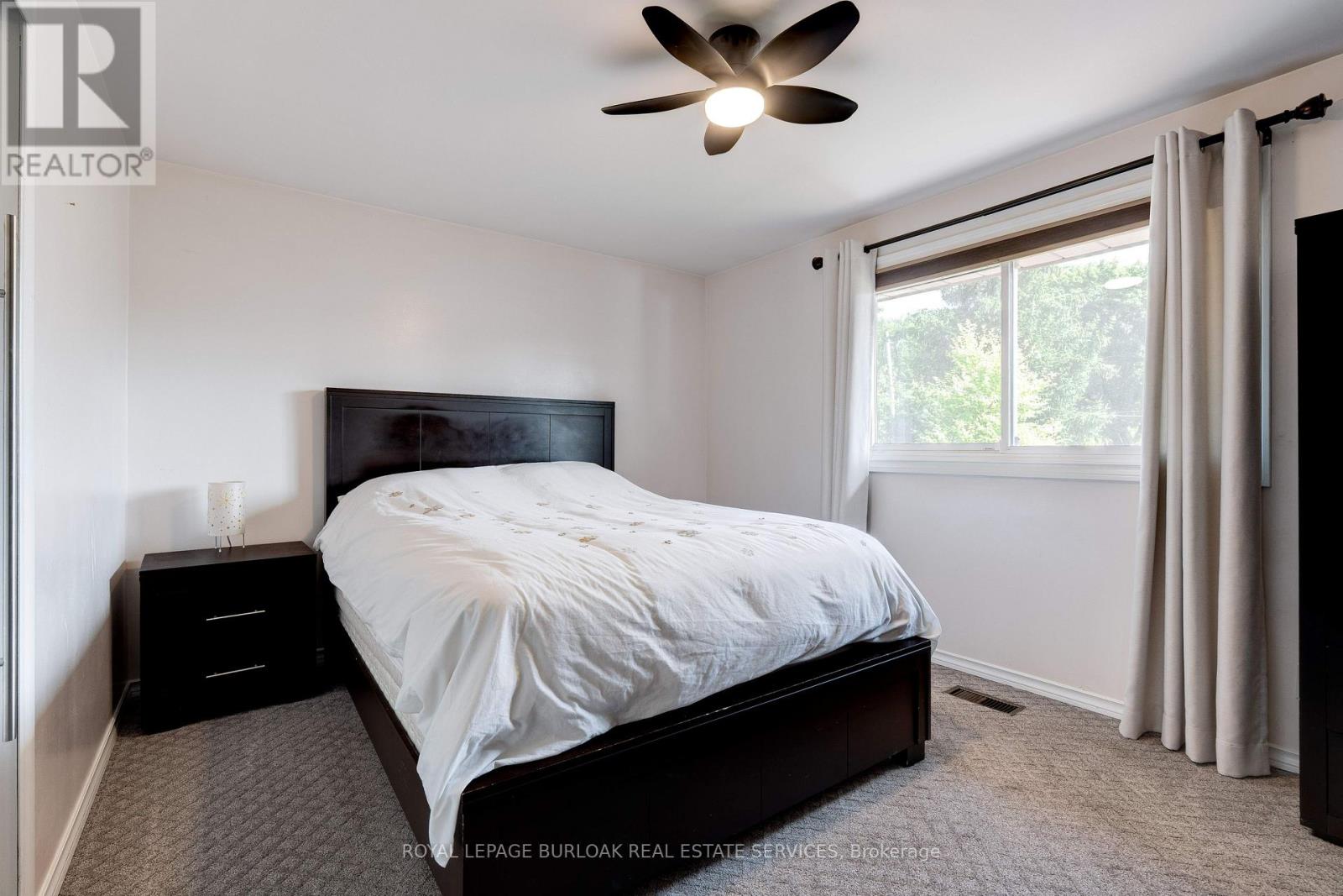Photo 17 of 3500 Rockwood Drive, Burlington ON