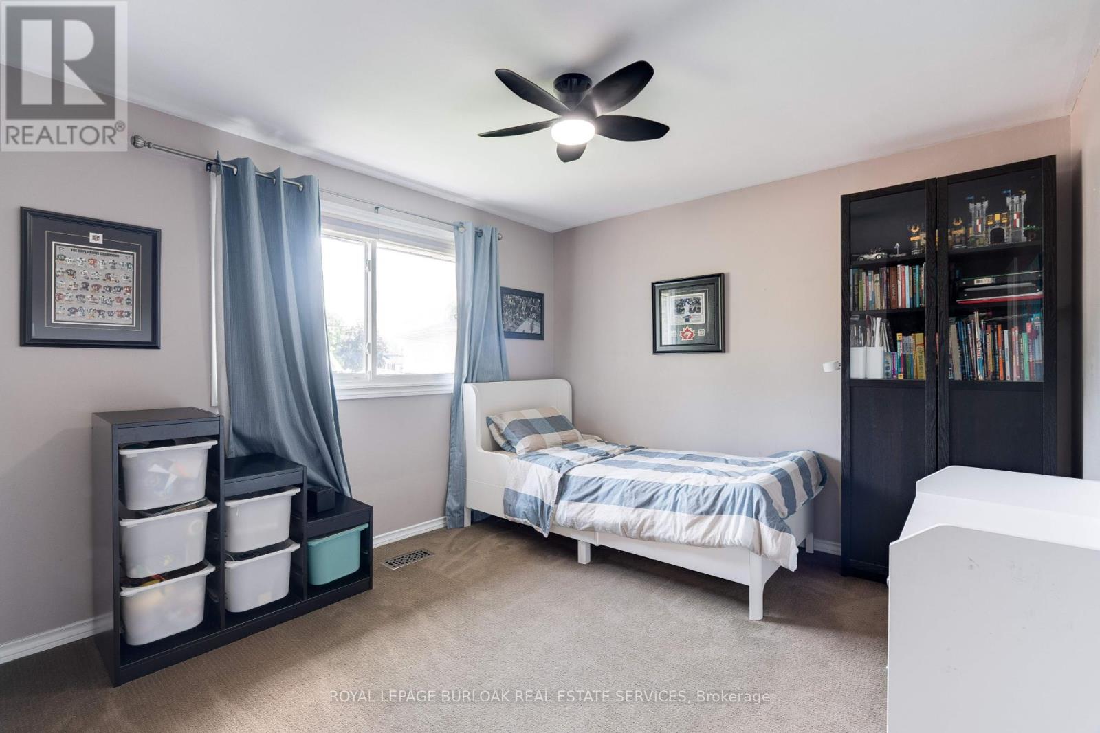 Photo 18 of 3500 Rockwood Drive, Burlington ON