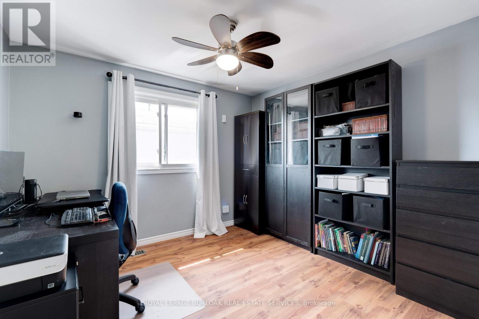 Photo 19 of 3500 Rockwood Drive, Burlington ON