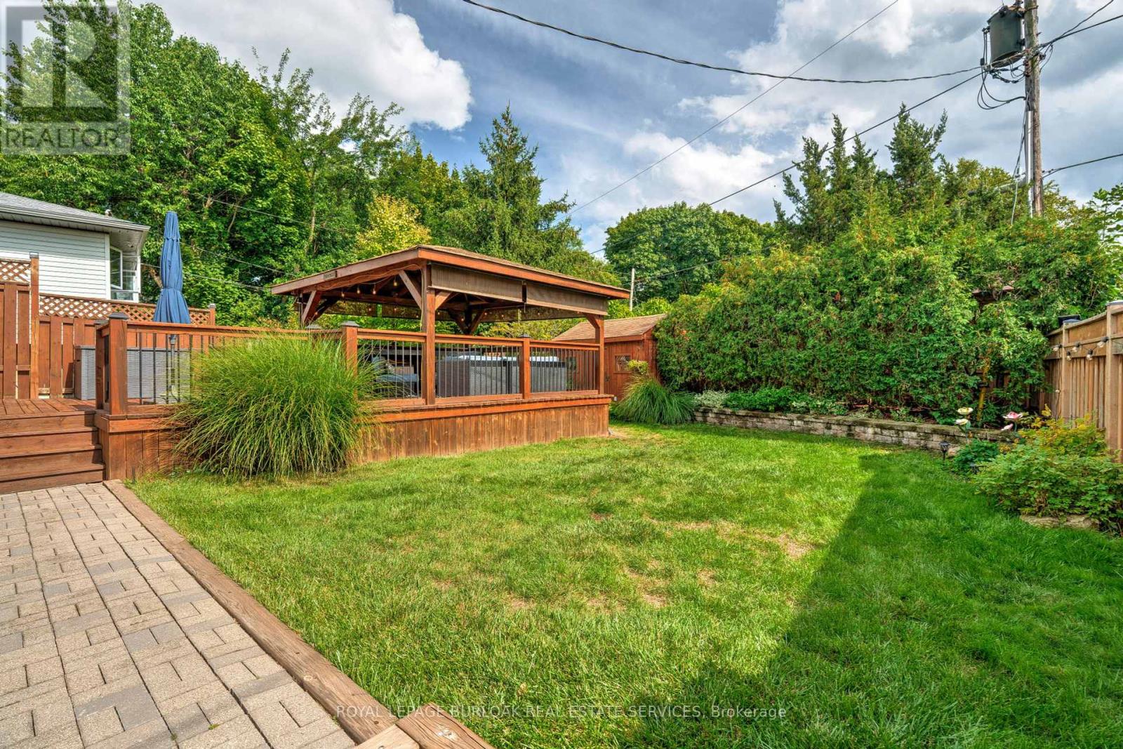 Photo 33 of 3500 Rockwood Drive, Burlington ON