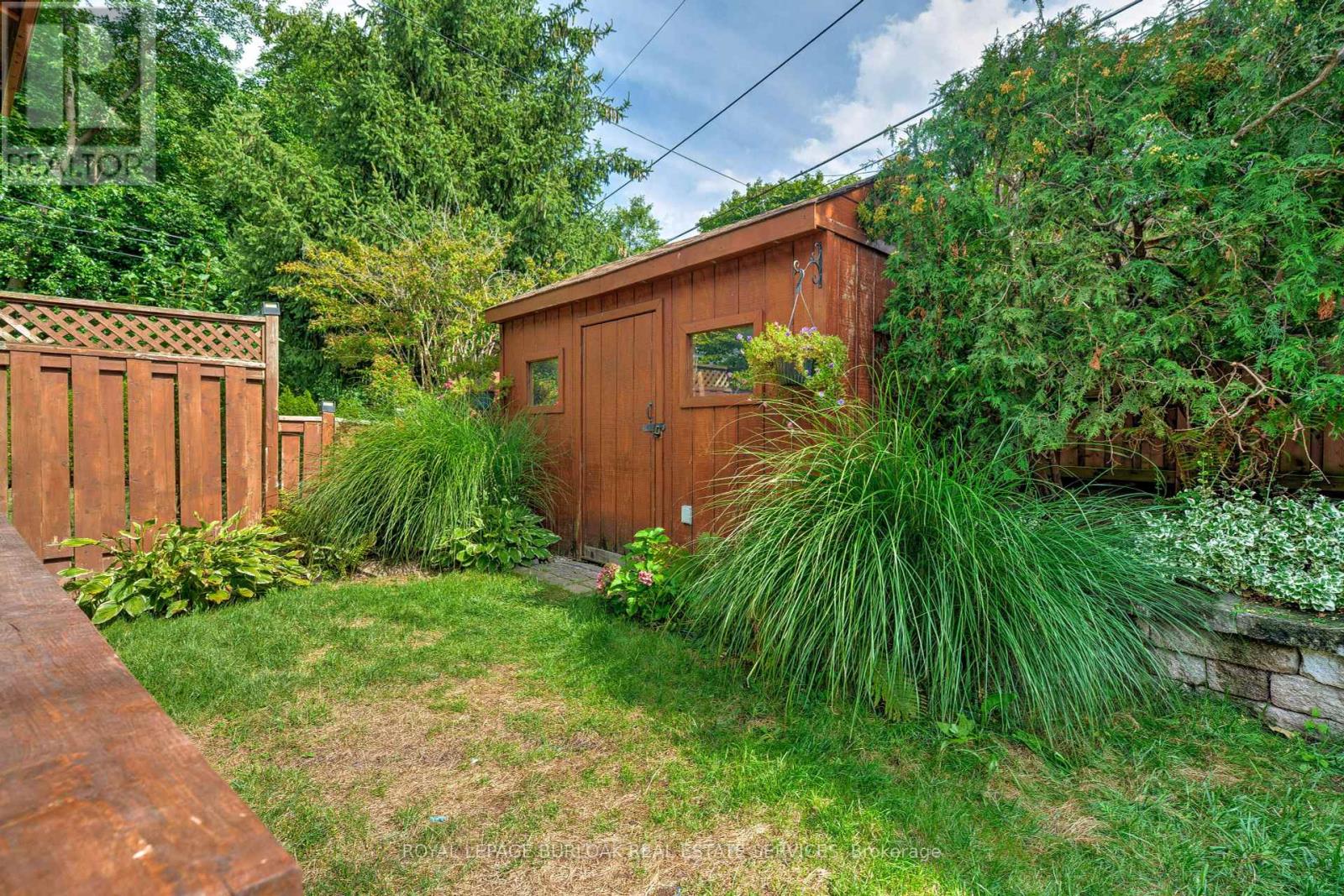 Photo 34 of 3500 Rockwood Drive, Burlington ON