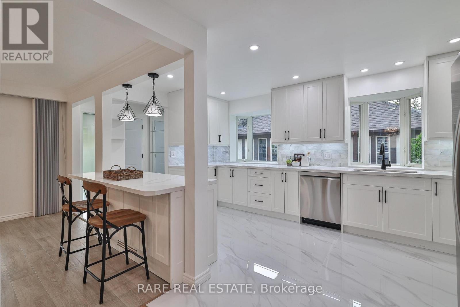 Photo 12 of 1111 Kipling Avenue, Toronto ON