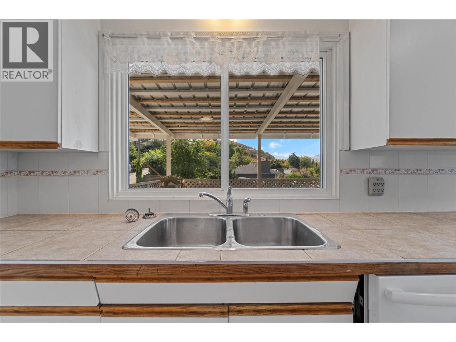  3701 36A Street, Vernon
