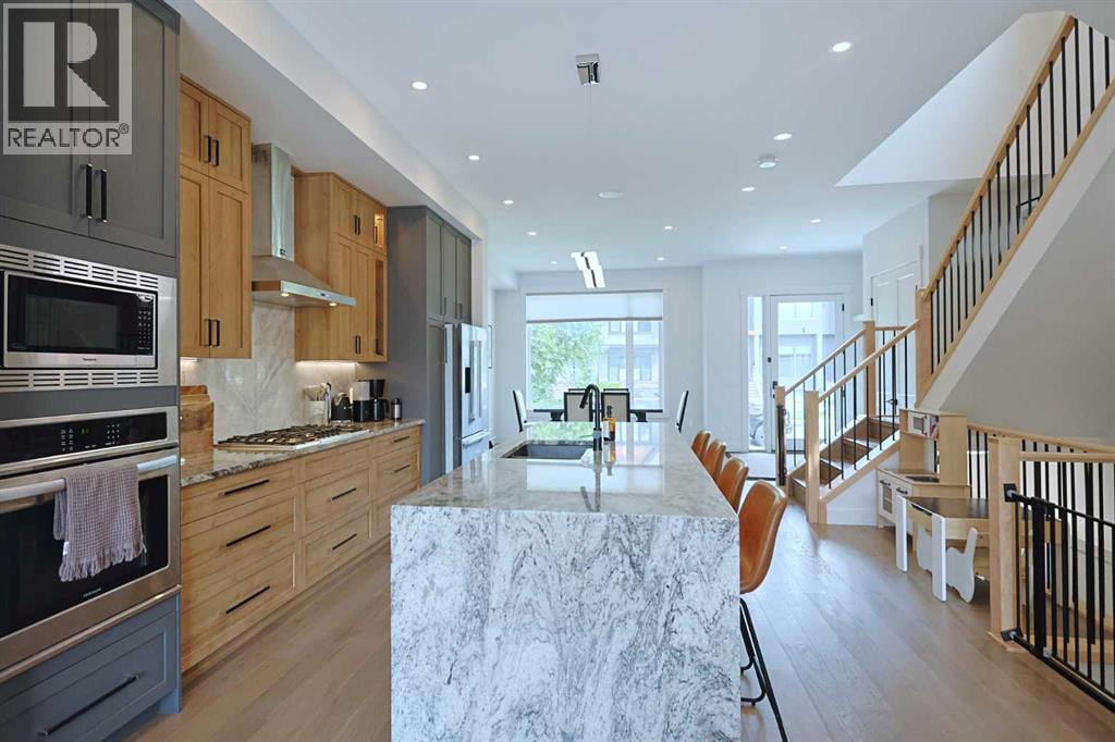 Photo 15 of 2719 18 Street Nw, Calgary AB