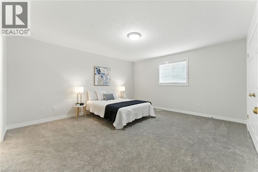 Photo 18 of 25 Mapleview Drive, Hagersville ON