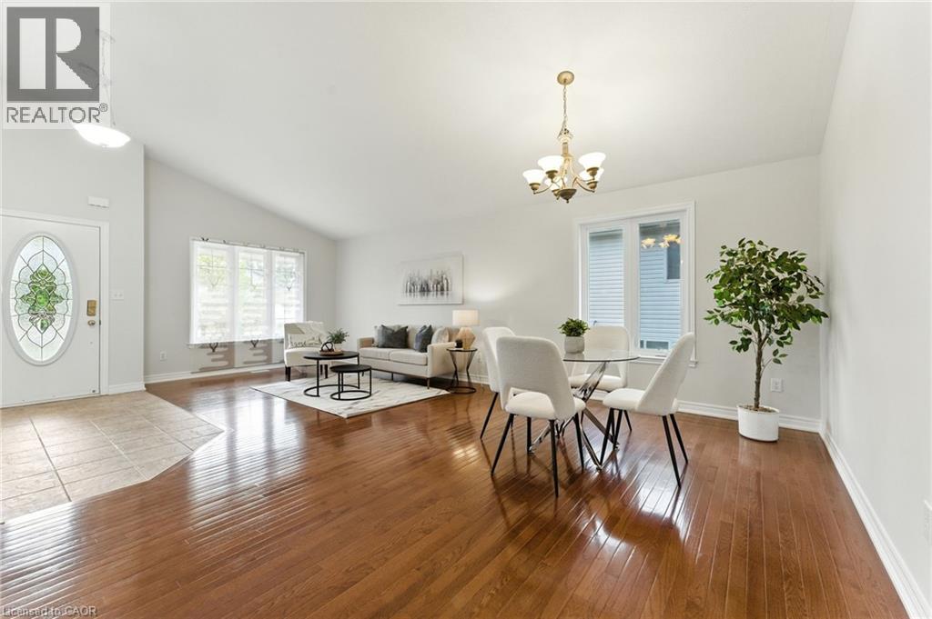 Photo 11 of 25 Mapleview Drive, Hagersville ON