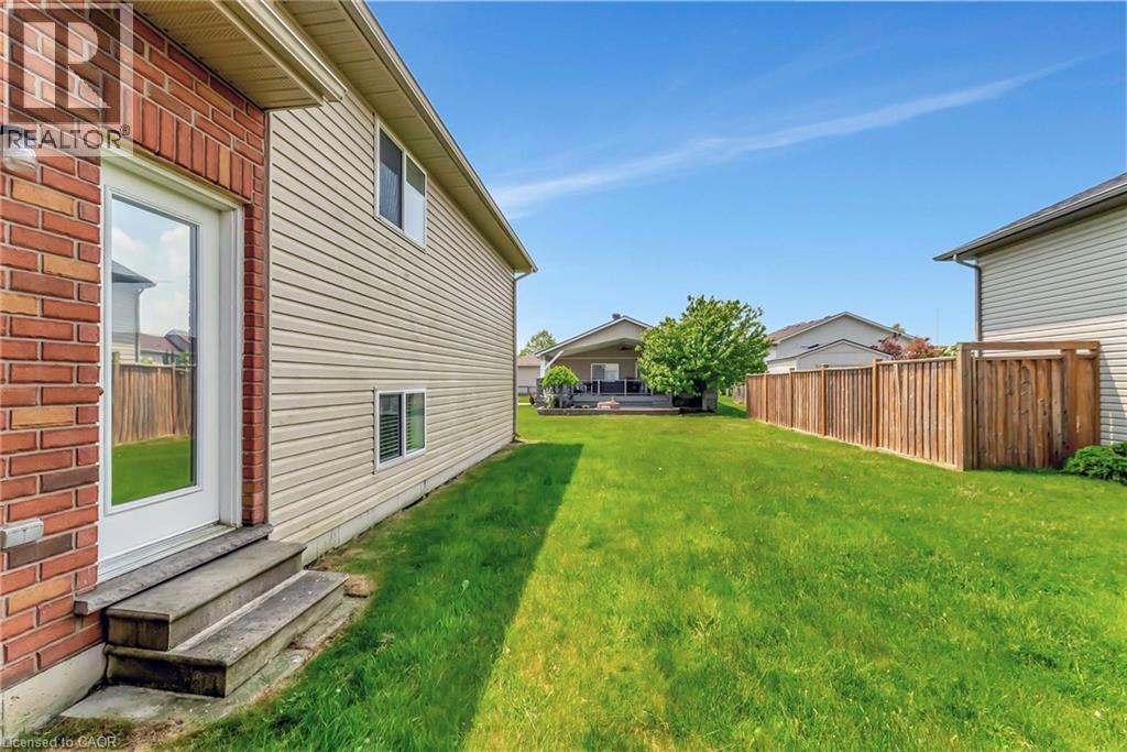 Photo 36 of 25 Mapleview Drive, Hagersville ON