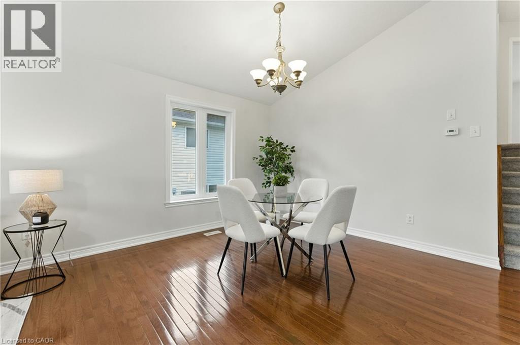Photo 10 of 25 Mapleview Drive, Hagersville ON
