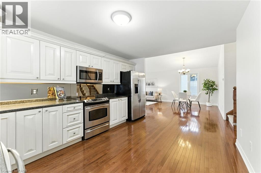 Photo 14 of 25 Mapleview Drive, Hagersville ON