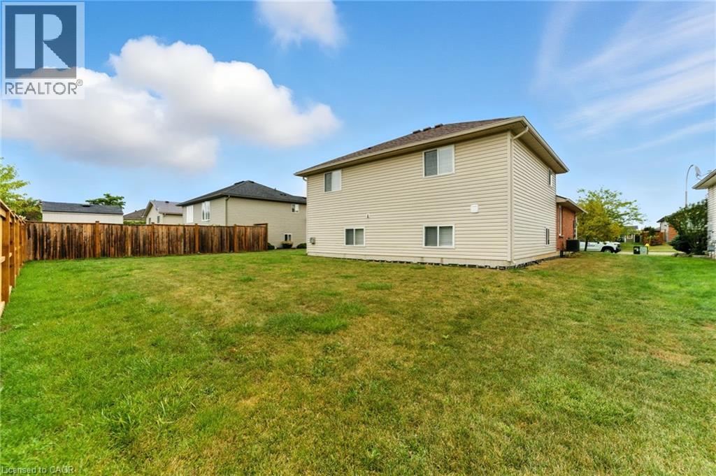 Photo 39 of 25 Mapleview Drive, Hagersville ON