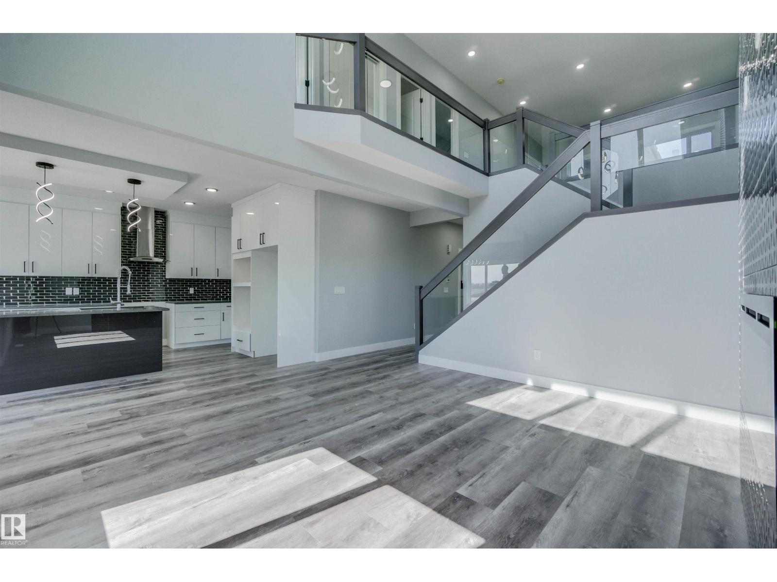 Photo 8 of 829 Morris Av, Leduc AB
