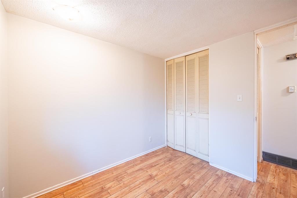 Photo 11 of 141 Kay Crescent, Winnipeg MB
