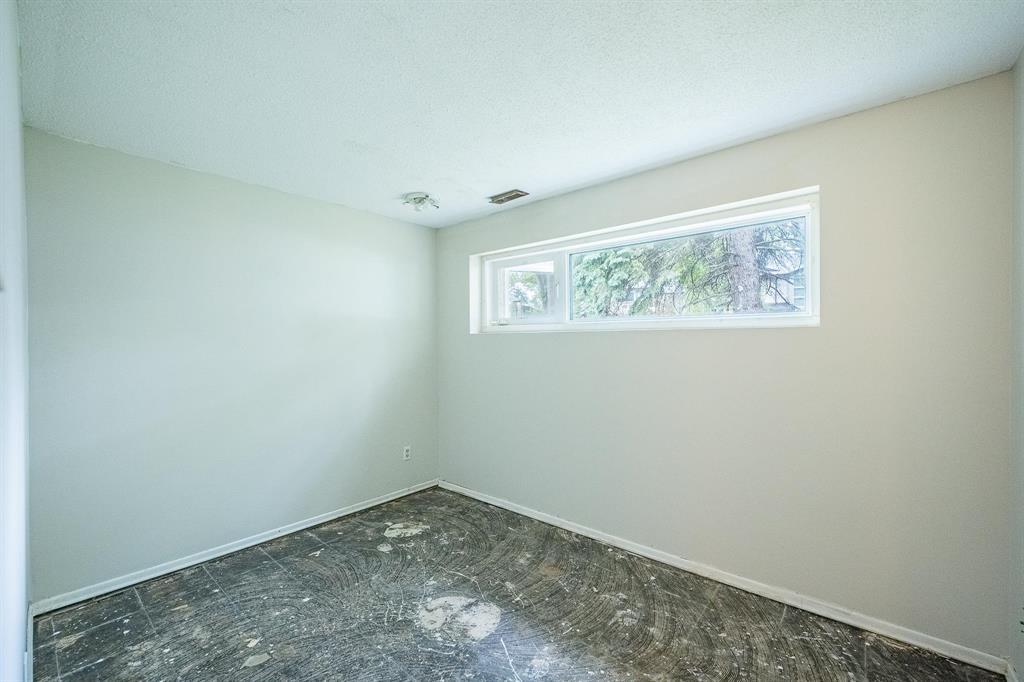 Photo 15 of 141 Kay Crescent, Winnipeg MB