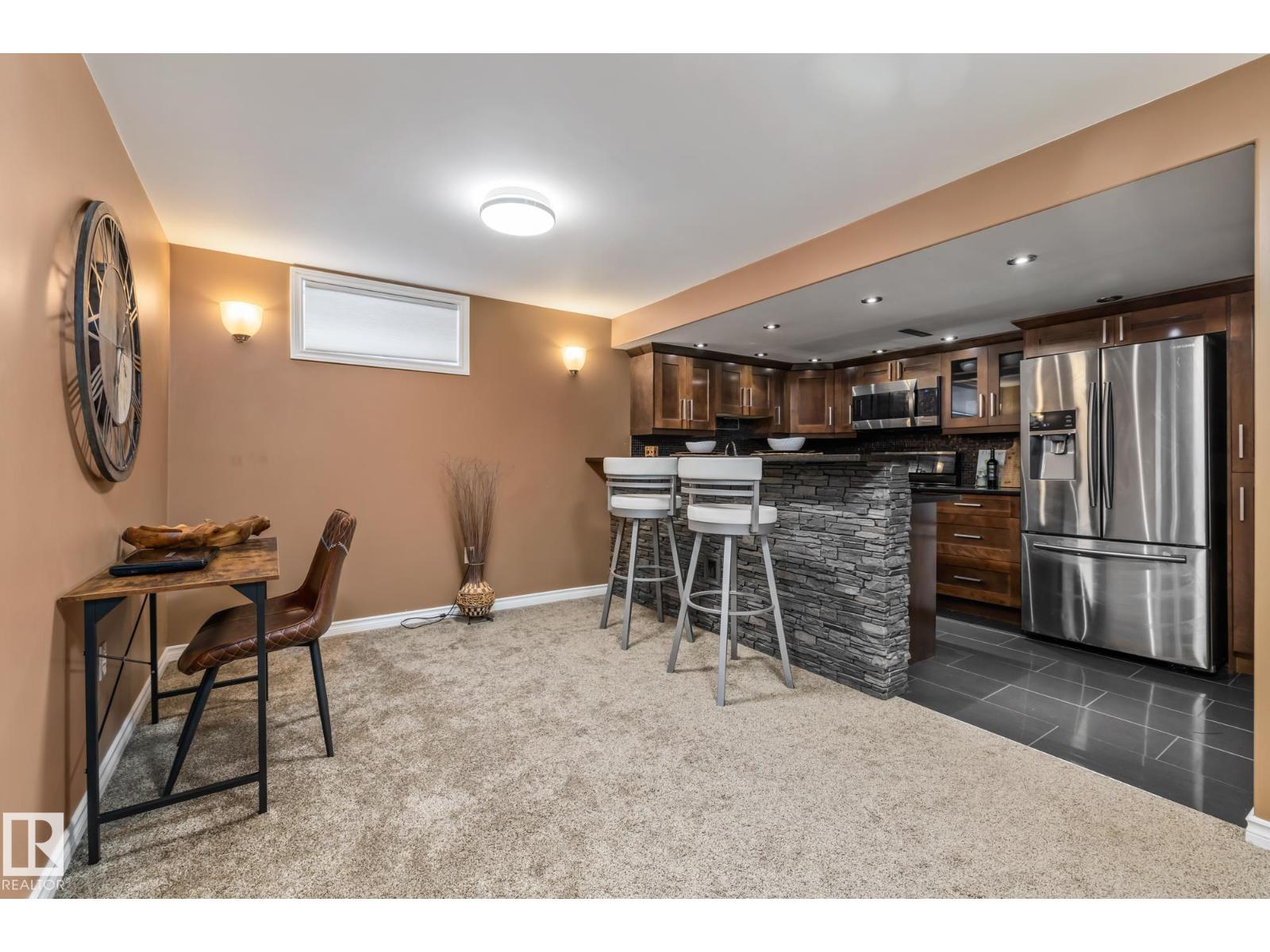 Photo 25 of 6308 94 B Av Nw, Edmonton AB