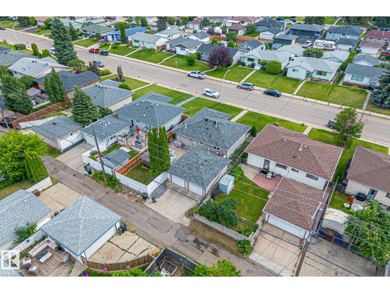 Photo 48 of 6308 94 B Av Nw, Edmonton AB