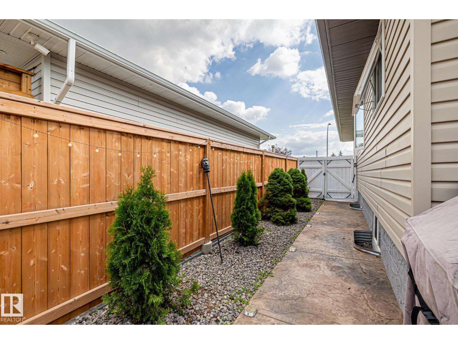 Photo 41 of 6308 94 B Av Nw, Edmonton AB