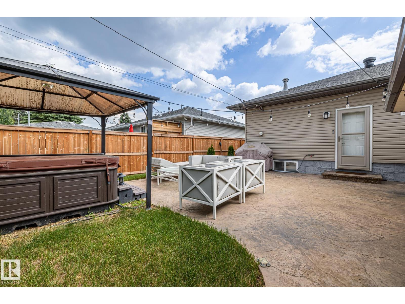 Photo 43 of 6308 94 B Av Nw, Edmonton AB
