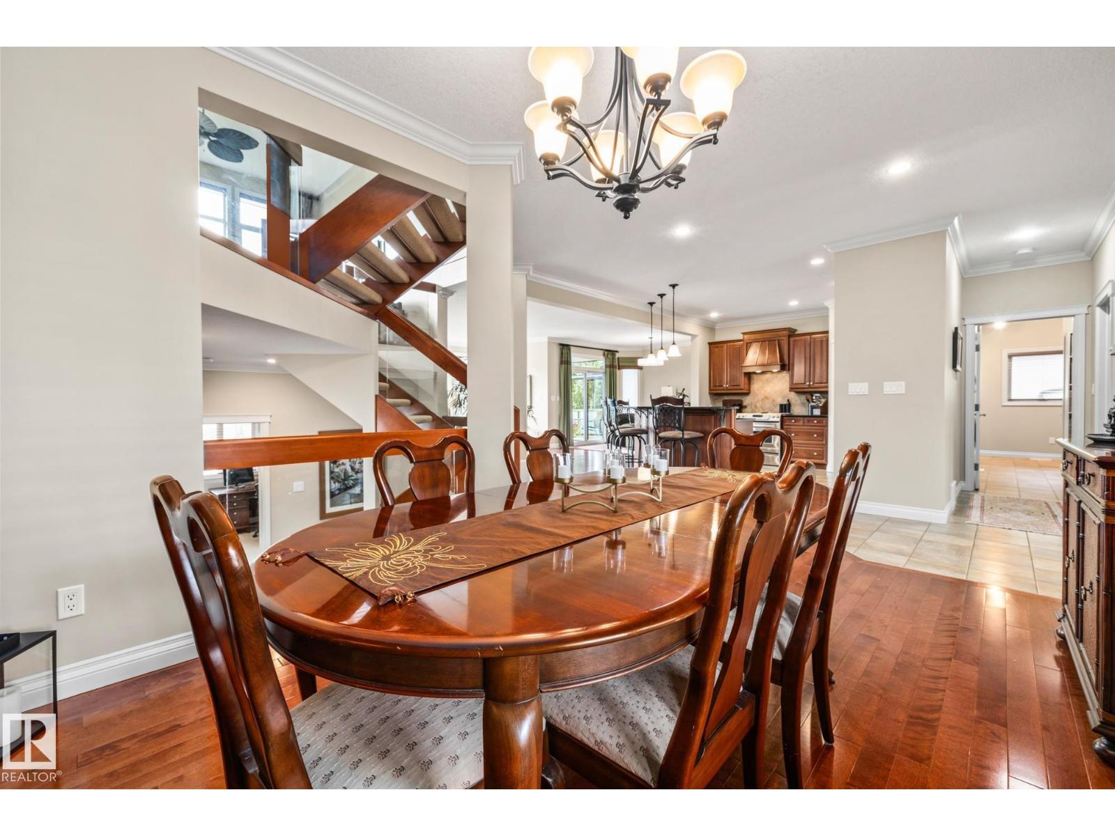 Photo 7 of 1830 Bowman Pt Sw, Edmonton AB