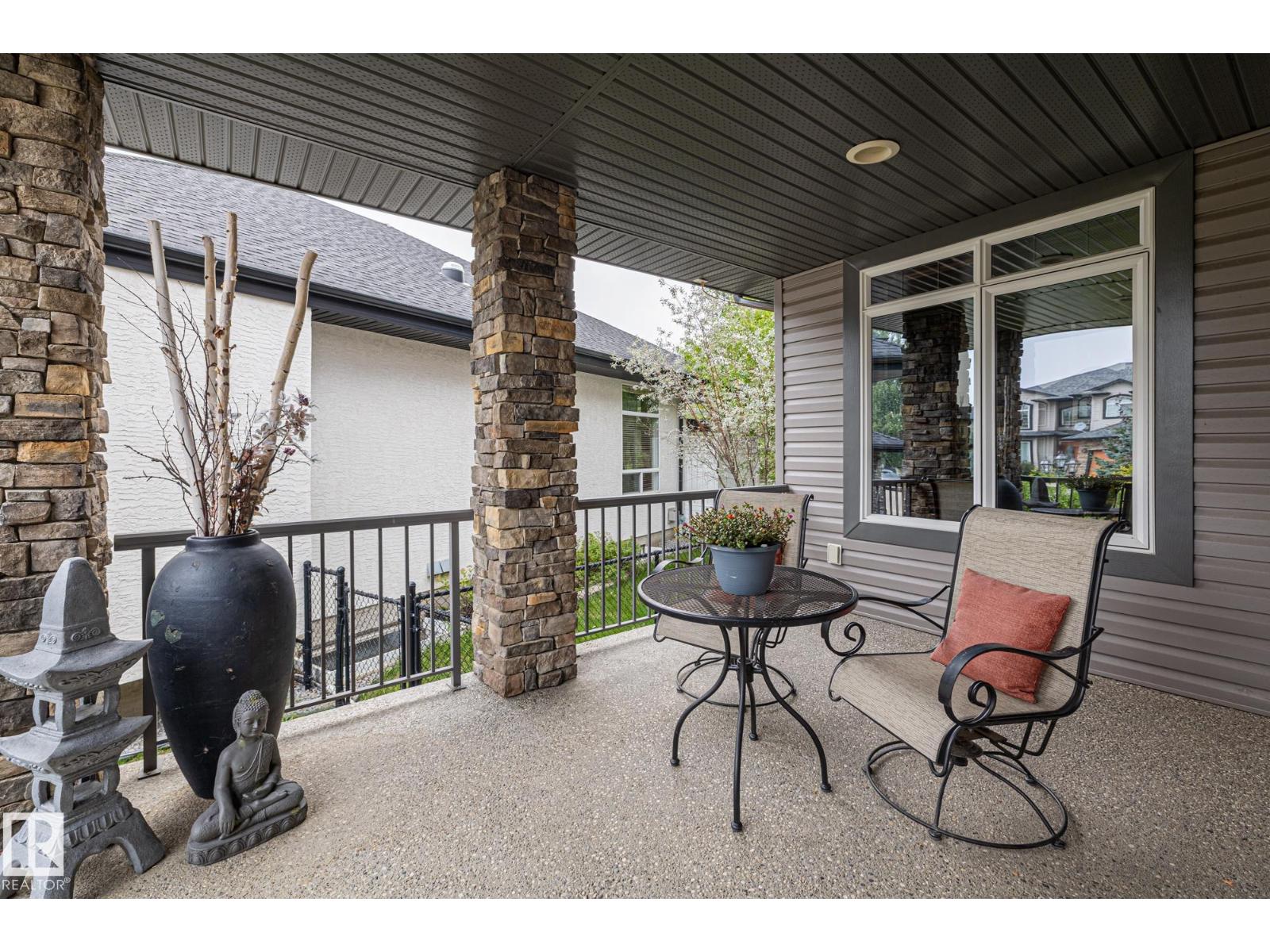 Photo 3 of 1830 Bowman Pt Sw, Edmonton AB