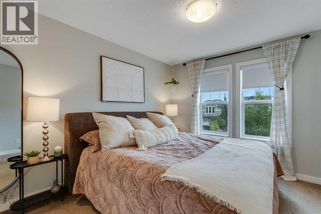 Photo 14 of 1064 Kings Heights Road Se, Airdrie AB