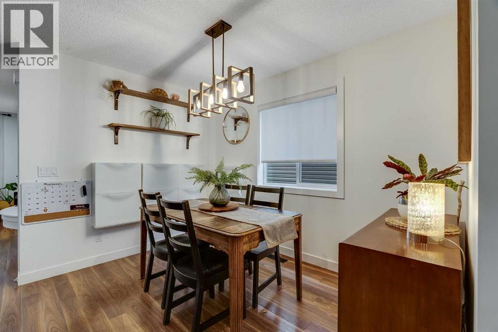 Photo 11 of 1064 Kings Heights Road Se, Airdrie AB