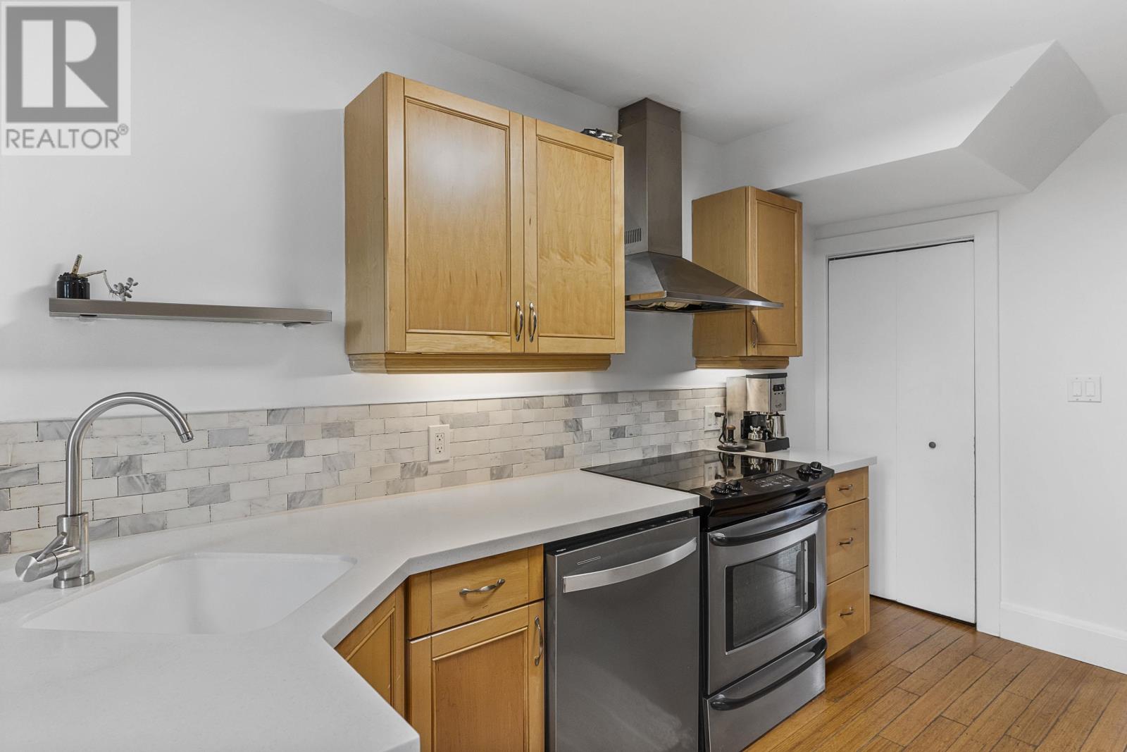 Photo 13 of 33 Prospect Ave, Thunder Bay ON