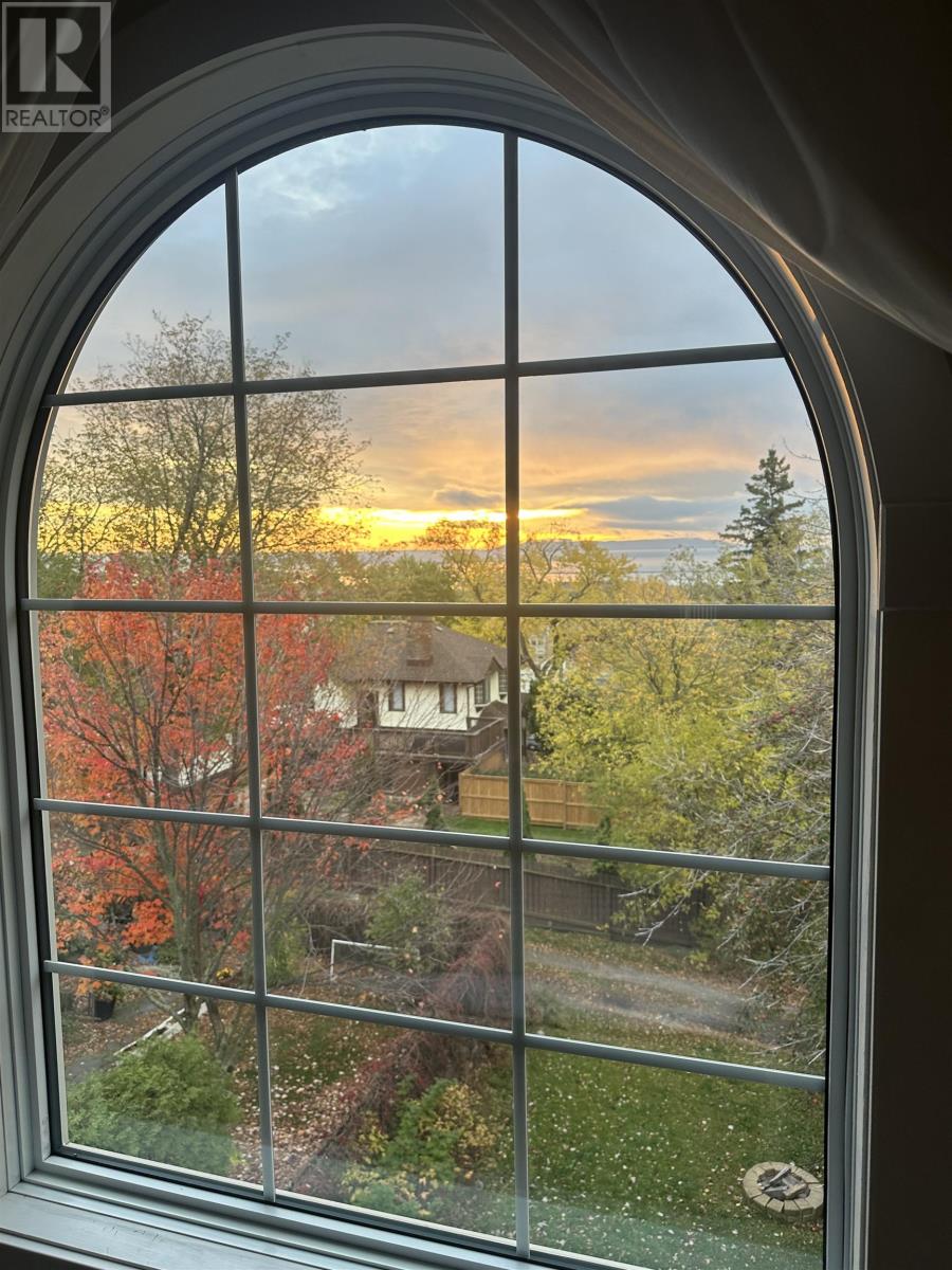 Photo 42 of 33 Prospect Ave, Thunder Bay ON