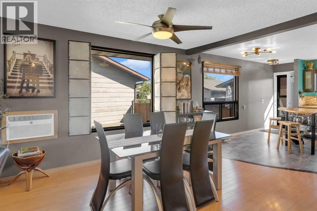 Photo 6 of 968 Abbotsford Drive Ne, Calgary AB