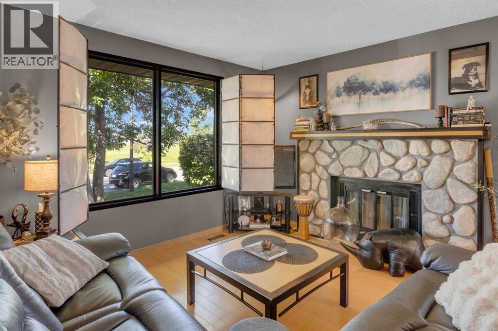Photo 4 of 968 Abbotsford Drive Ne, Calgary AB