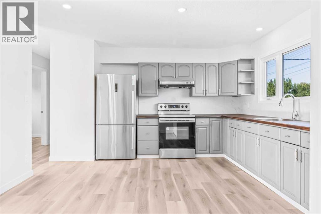 Photo 13 of 16 Marwood Circle Ne, Calgary AB