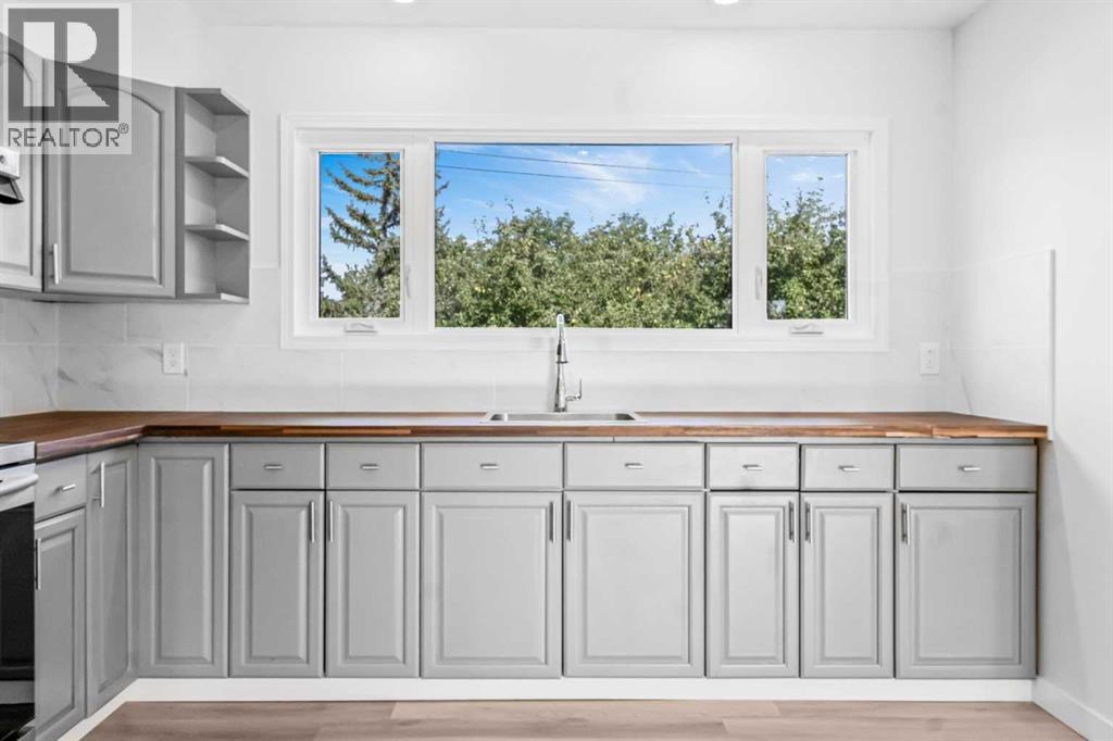 Photo 11 of 16 Marwood Circle Ne, Calgary AB