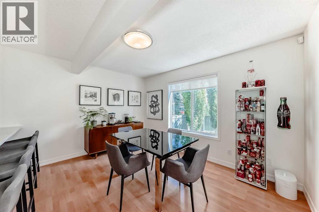 Photo 13 of 26 Royal Elm Drive Nw, Calgary AB