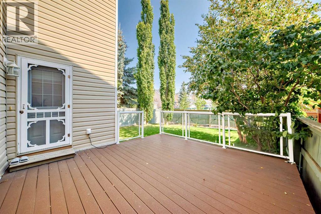 Photo 46 of 26 Royal Elm Drive Nw, Calgary AB