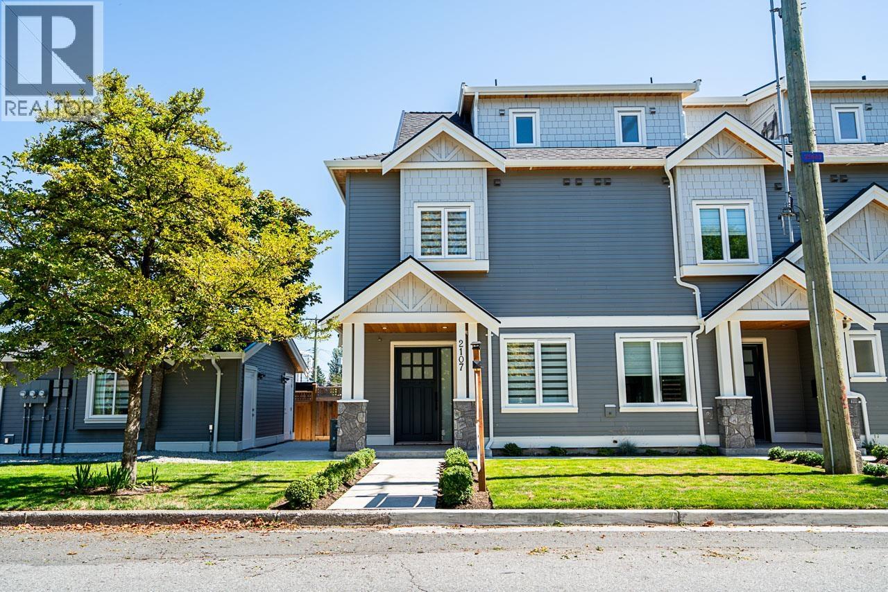 Photo 31 of 2107 E 33rd Avenue, Vancouver BC