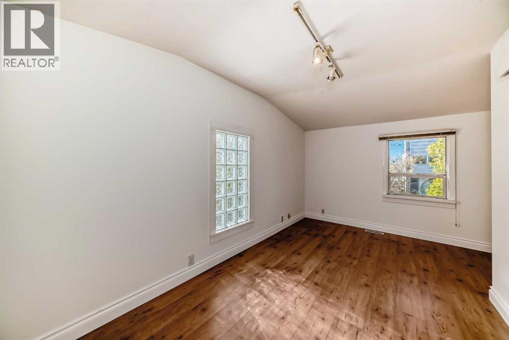 Photo 17 of 1222 10 Avenue Se, Calgary AB