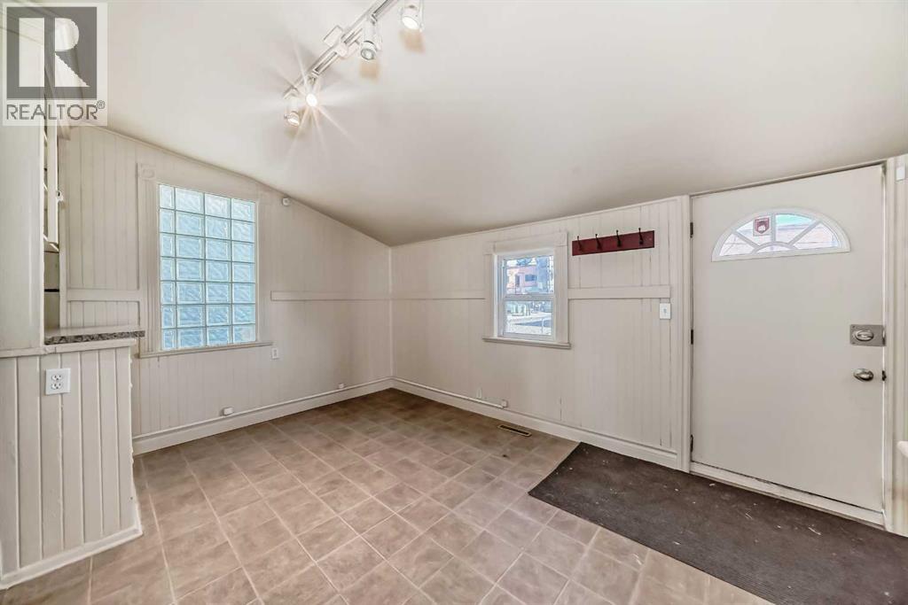 Photo 10 of 1222 10 Avenue Se, Calgary AB