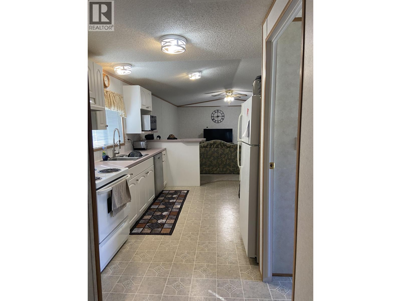 Photo 9 of 60 7414 Forest Lawn Street, Fort St John BC