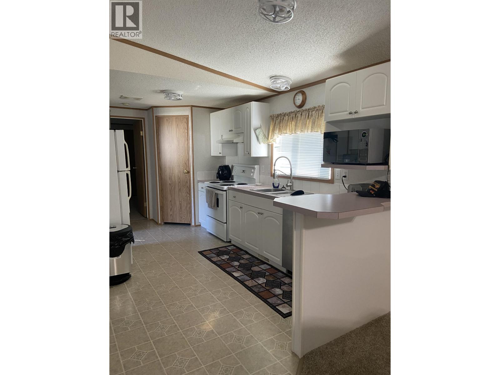 Photo 8 of 60 7414 Forest Lawn Street, Fort St John BC