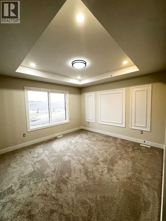 Photo 13 of 709 Mandalay Avenue, Carstairs AB