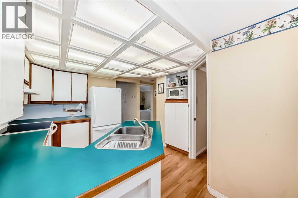 Photo 17 of 416 7 Avenue Se, High River AB