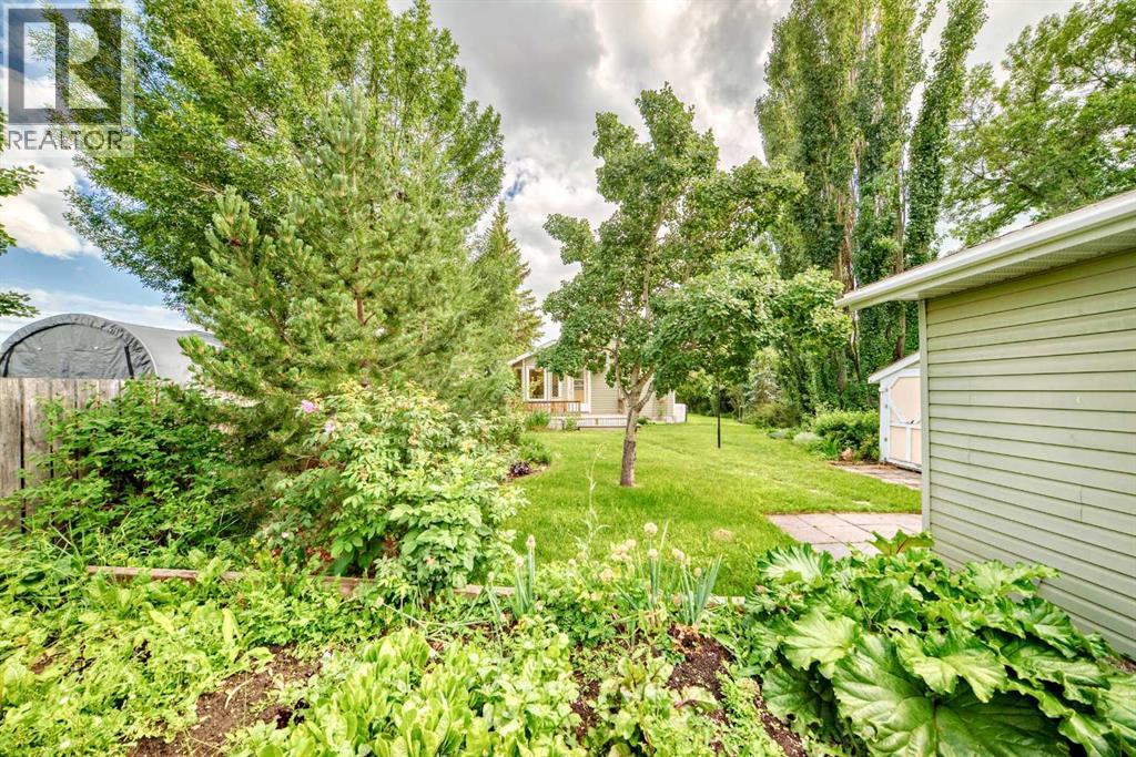 Photo 43 of 416 7 Avenue Se, High River AB