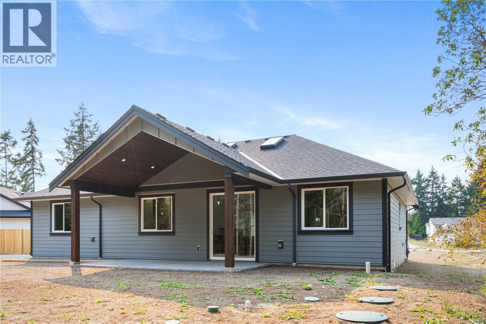 1940 Woobank Rd, Nanaimo