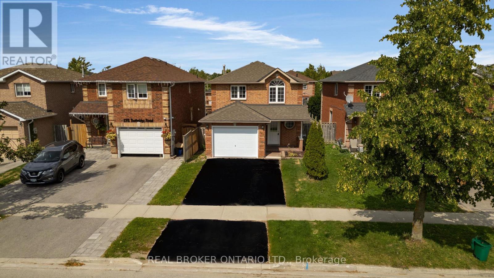 Photo 41 of 180 Tunbridge Road, Barrie ON