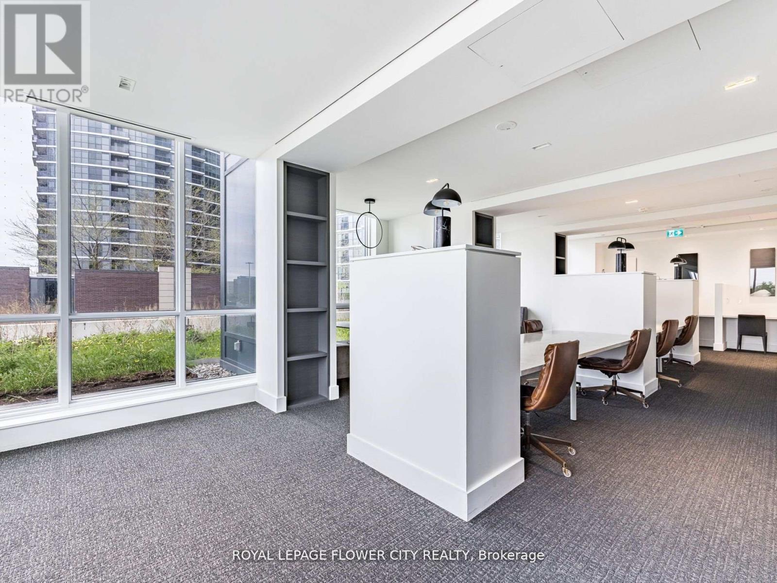 Photo 13 of 2804 30 Gibbs Road, Toronto ON