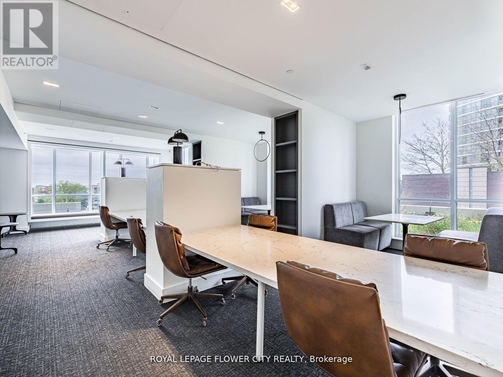 Photo 10 of 2804 30 Gibbs Road, Toronto ON