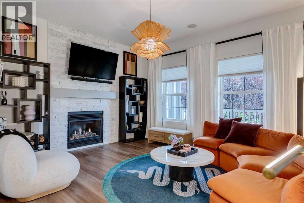 Photo 1 of 90 Copperpond Heights Se, Calgary AB