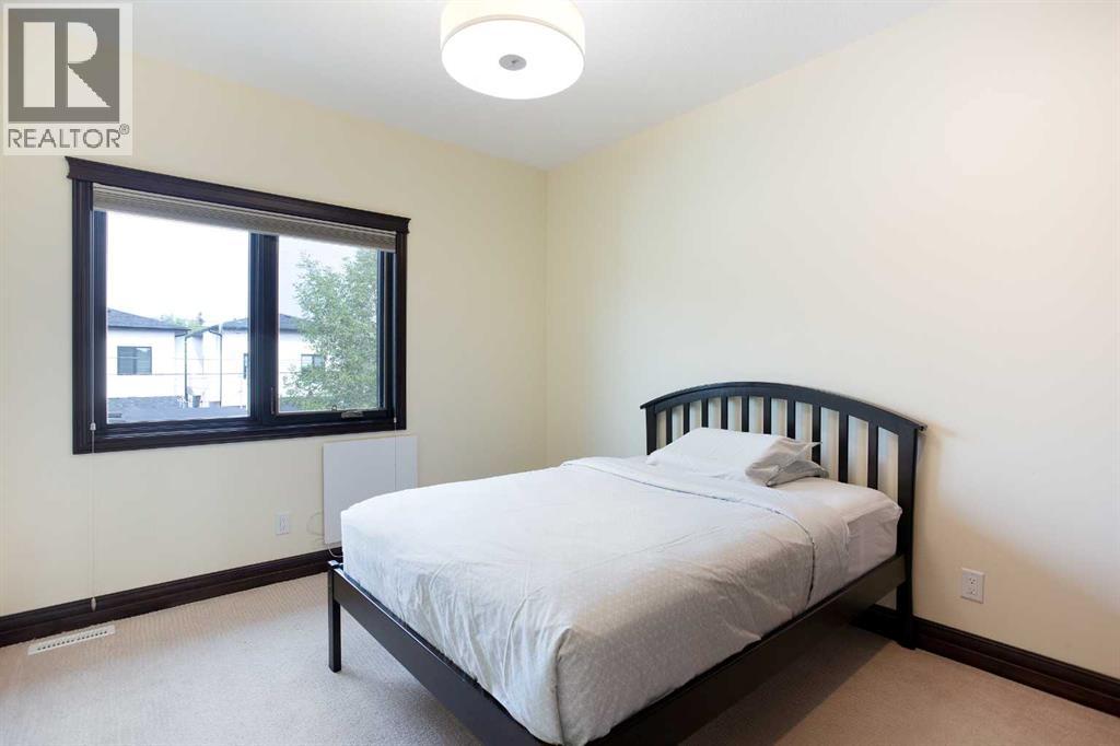 Single Family House for Sale in  A Street NW Parkdale Calgary 