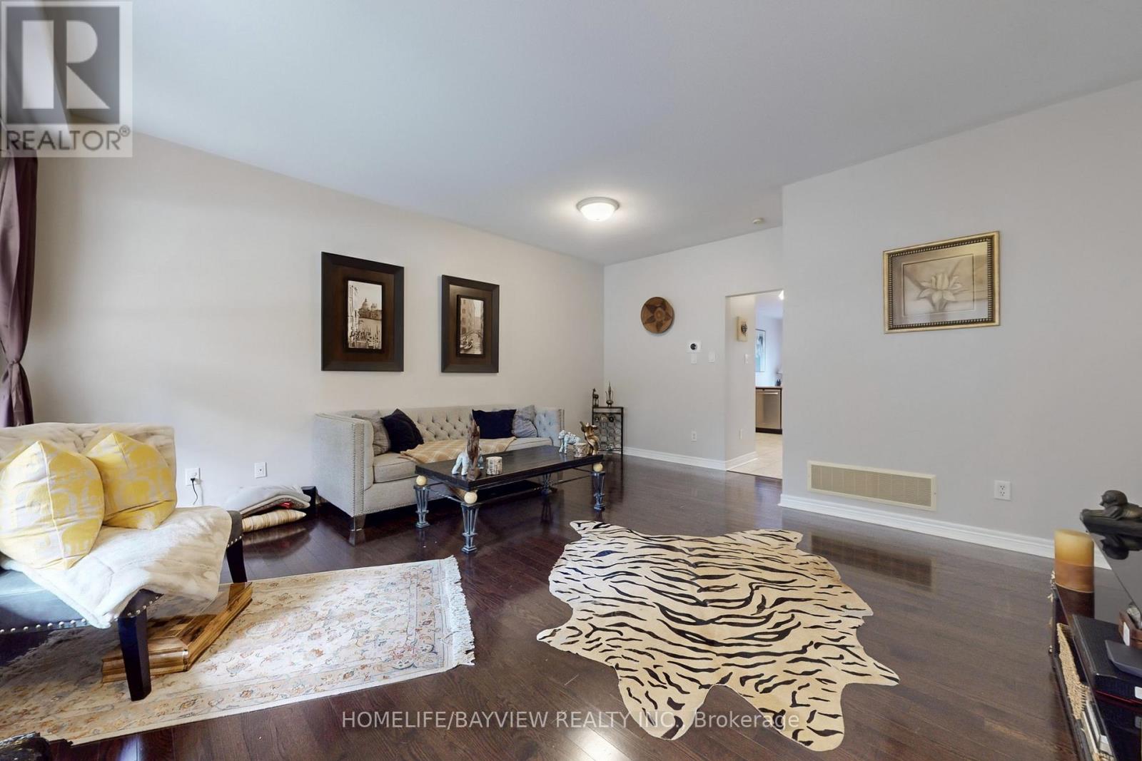 Photo 24 of 14 Milroy Lane, Markham ON