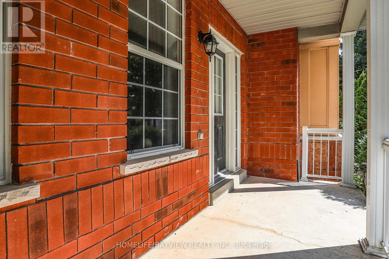 Photo 17 of 14 Milroy Lane, Markham ON